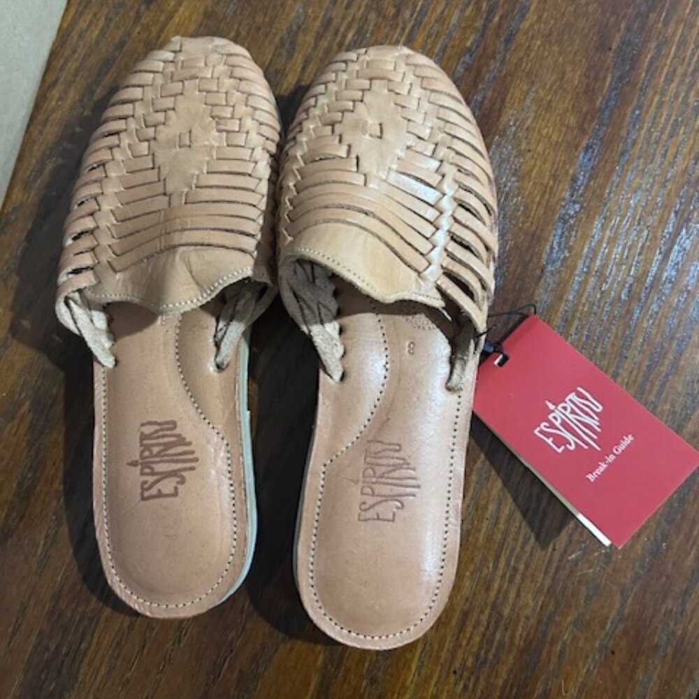 "Espiritu" Sol Huarache Slip-On - Size 8